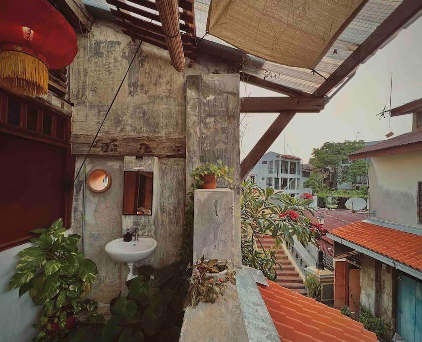 Leju 21 樂居 Explore Malacca From A Riverside House Exteriör bild