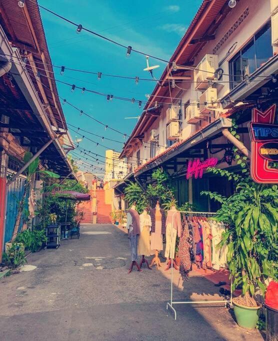 Leju 21 樂居 Explore Malacca From A Riverside House Exteriör bild