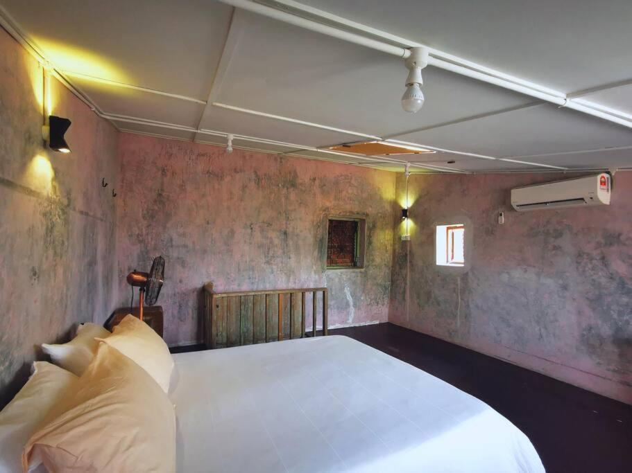 Leju 21 樂居 Explore Malacca From A Riverside House Exteriör bild