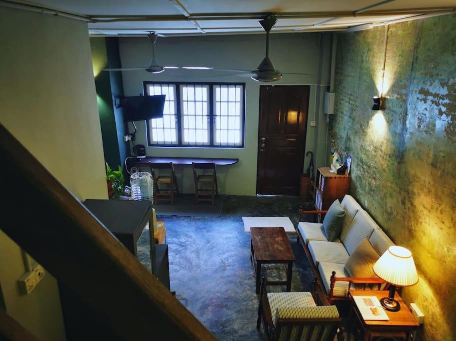 Leju 21 樂居 Explore Malacca From A Riverside House Exteriör bild