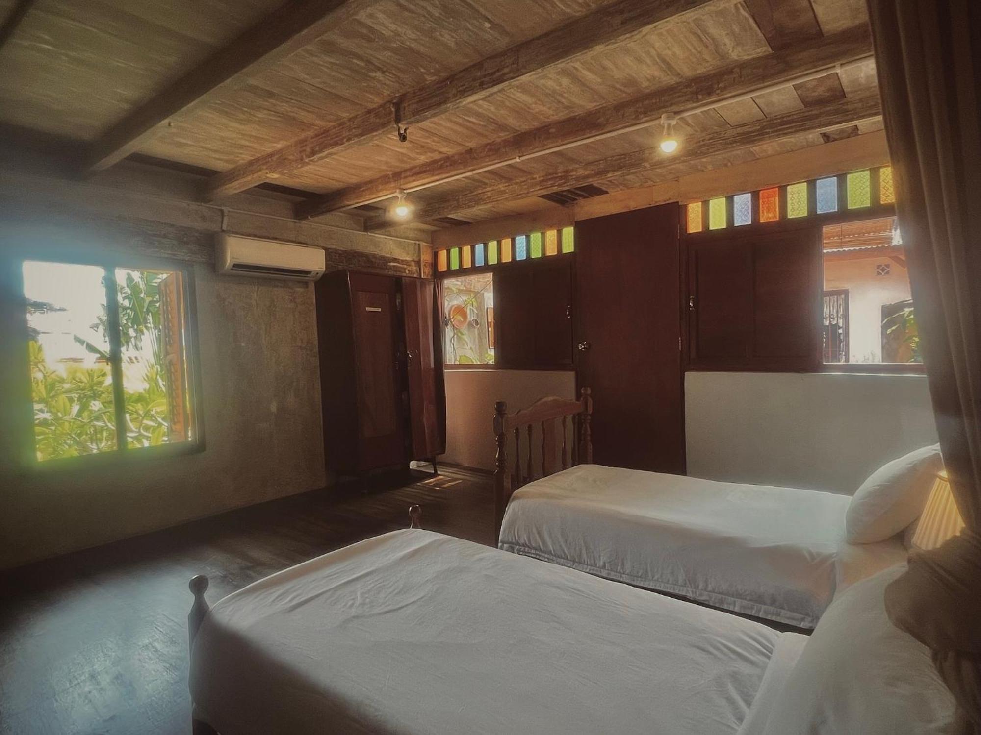 Leju 21 樂居 Explore Malacca From A Riverside House Exteriör bild
